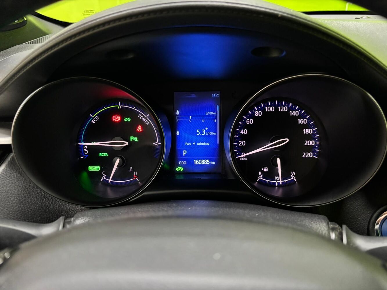 Toyota C-HR vaihtoauto