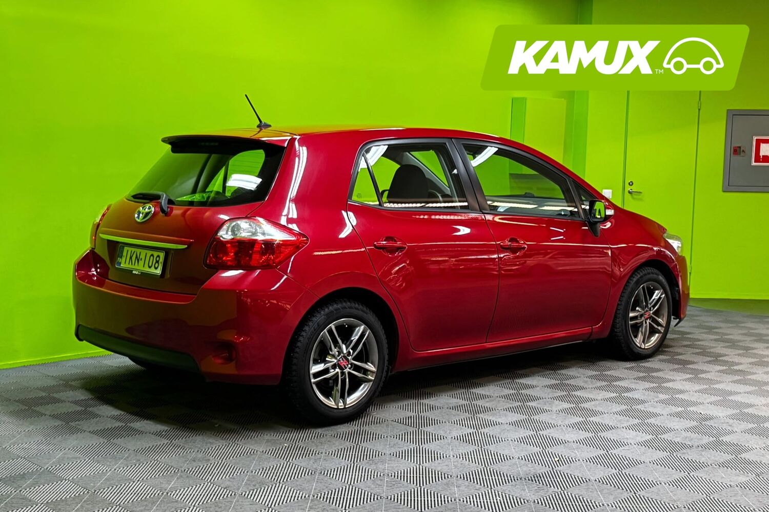Toyota Auris vaihtoauto