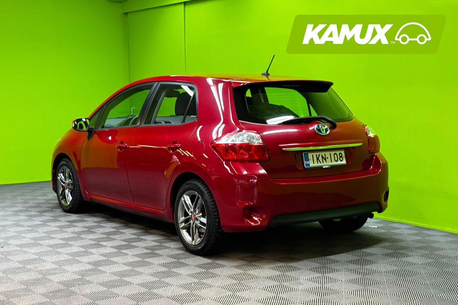 Toyota Auris vaihtoauto