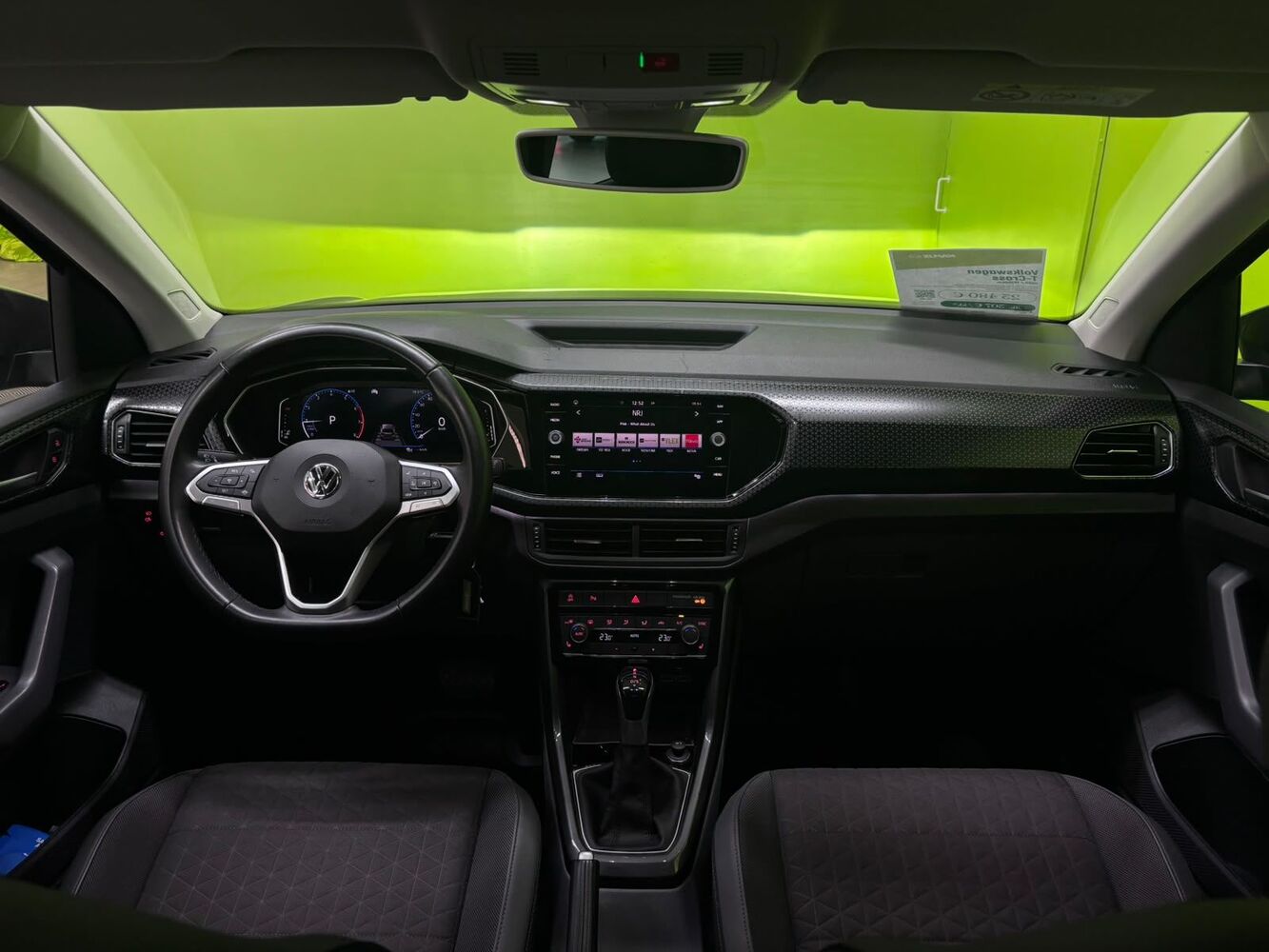Volkswagen T-Cross vaihtoauto