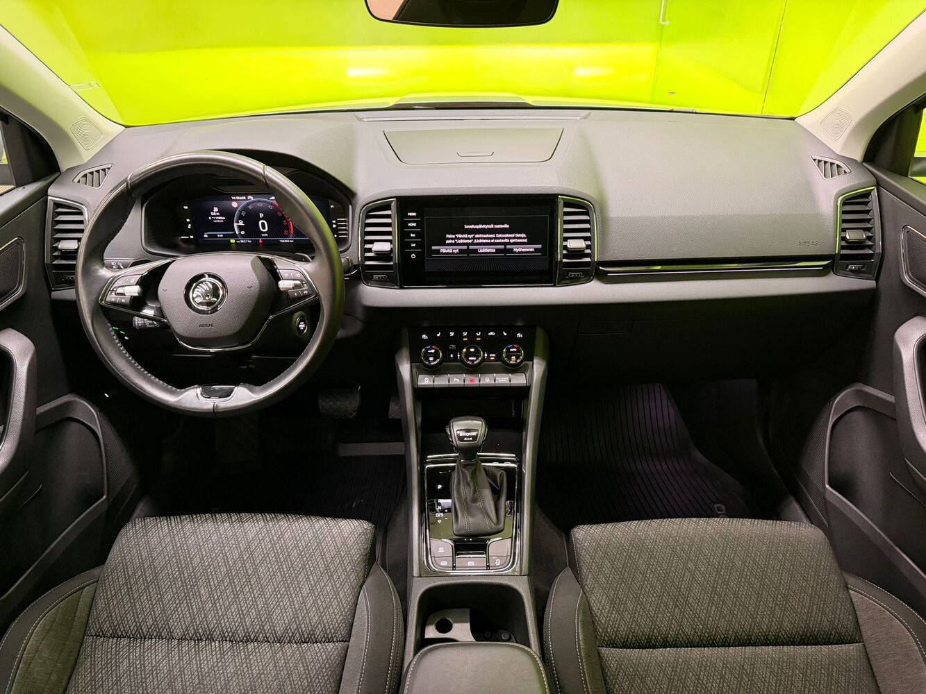 Skoda Karoq vaihtoauto