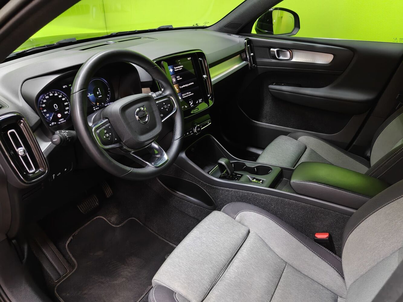 Volvo XC40 vaihtoauto