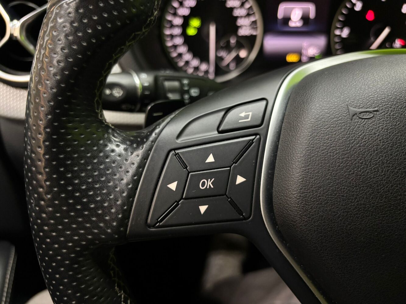 Mercedes-Benz B vaihtoauto