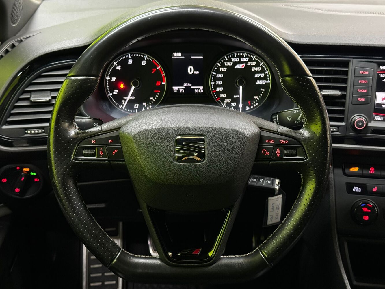 SEAT Leon ST vaihtoauto