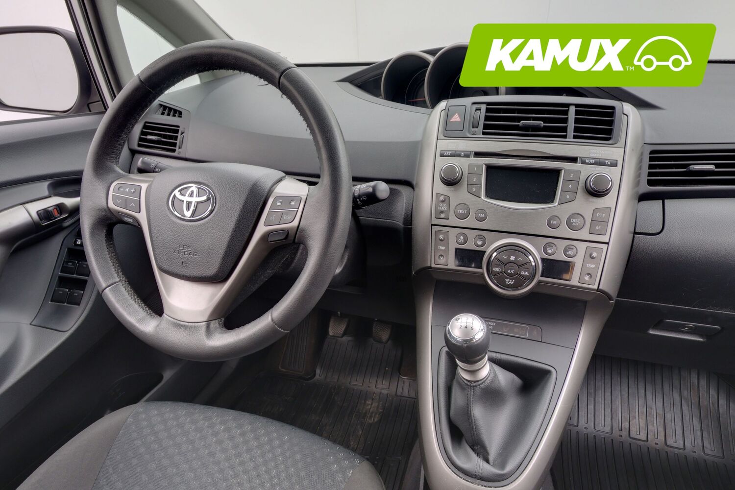 Toyota Verso vaihtoauto