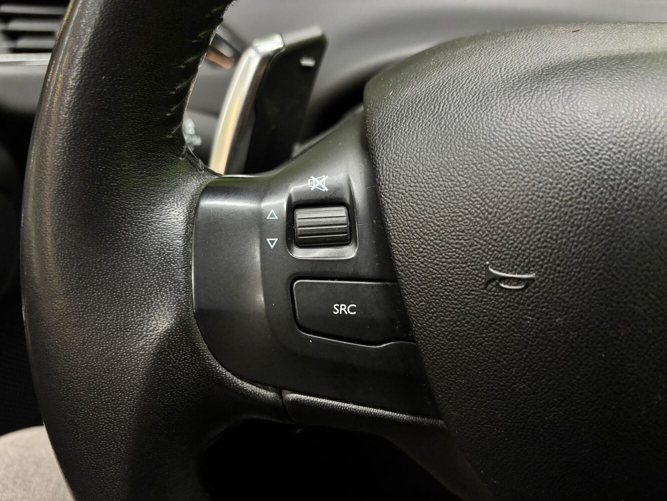 Peugeot 208 vaihtoauto