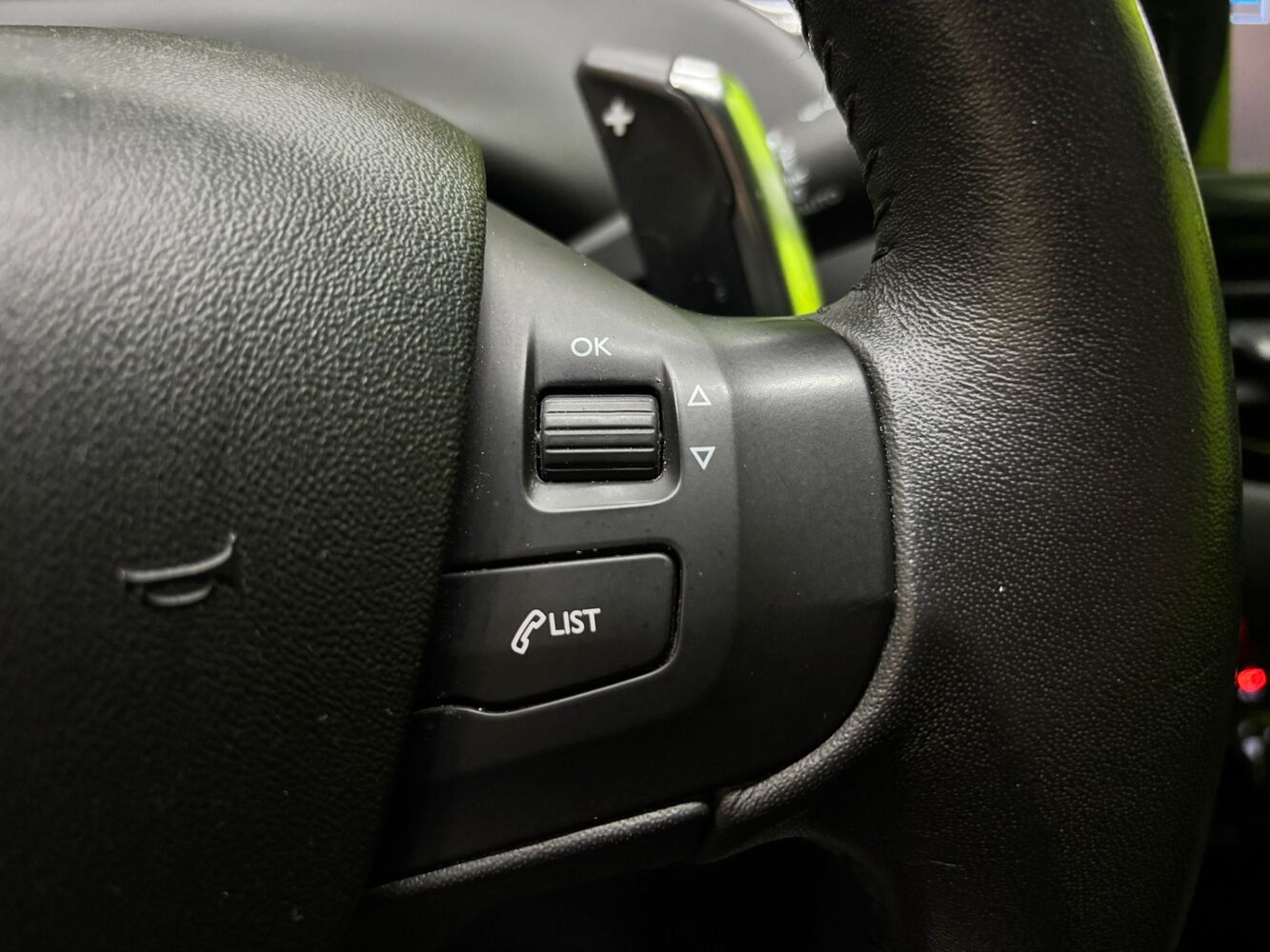 Peugeot 208 vaihtoauto