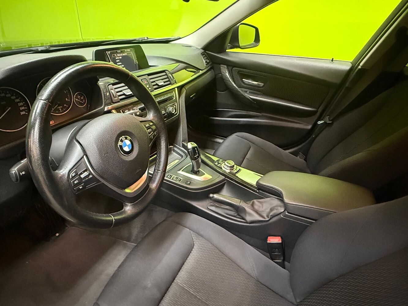 BMW 318 vaihtoauto