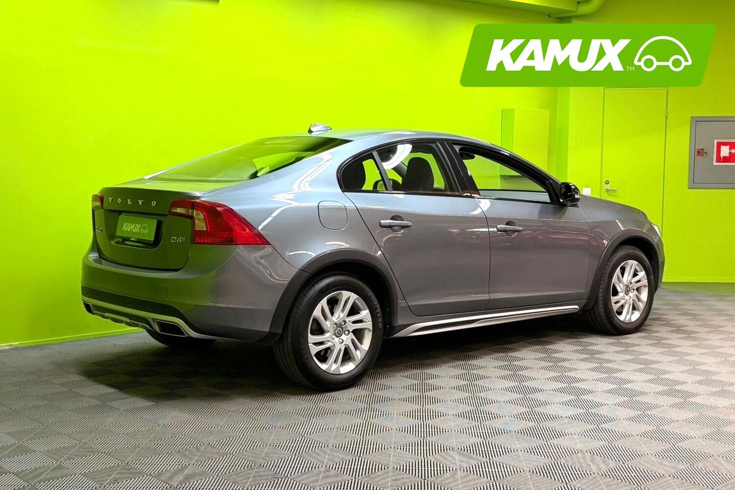 Volvo S60 Cross Country vaihtoauto