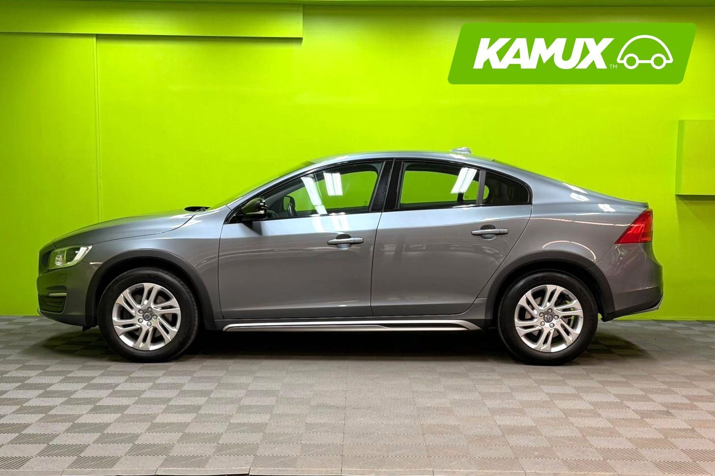 Volvo S60 Cross Country vaihtoauto