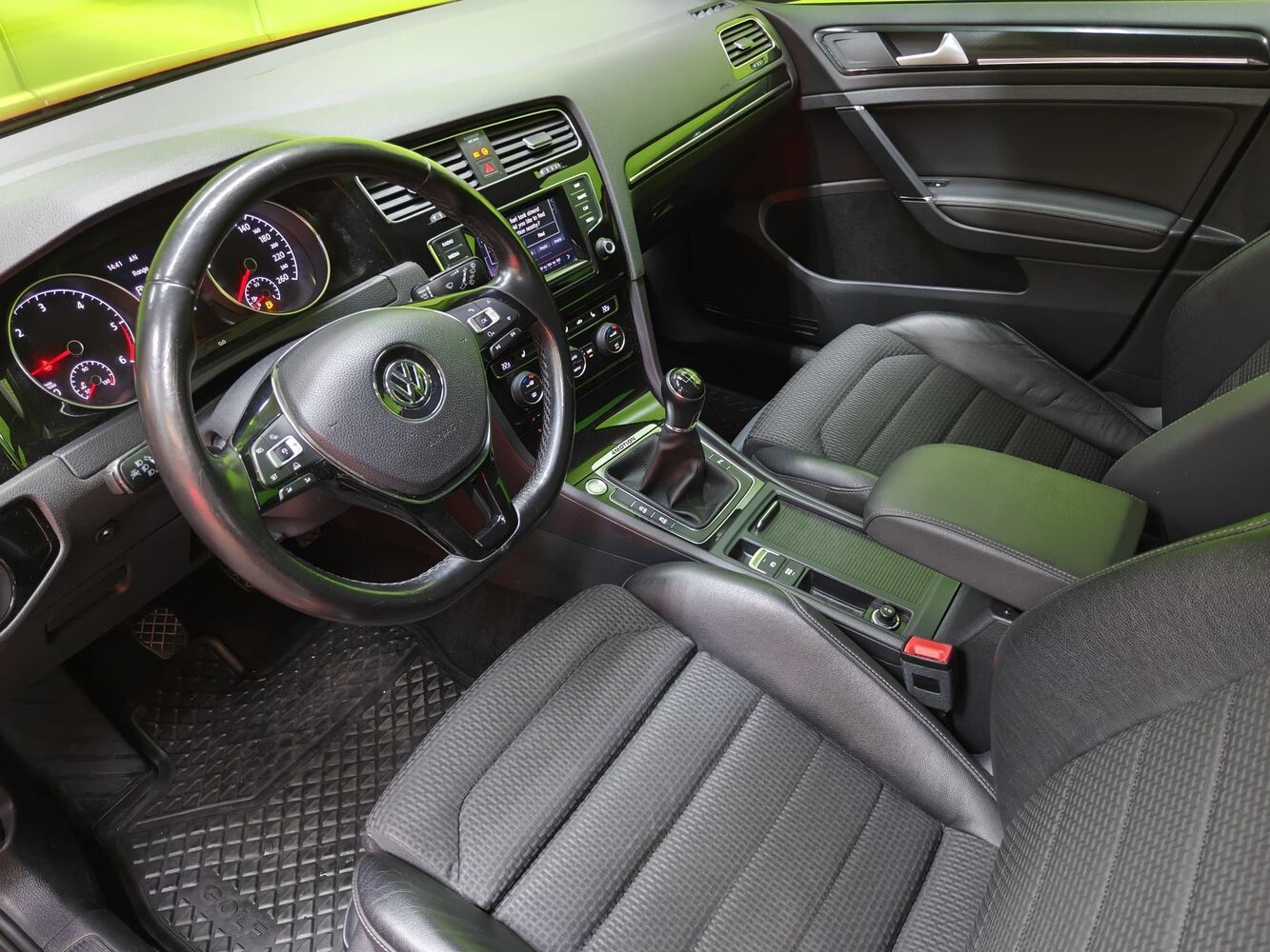Volkswagen Golf vaihtoauto
