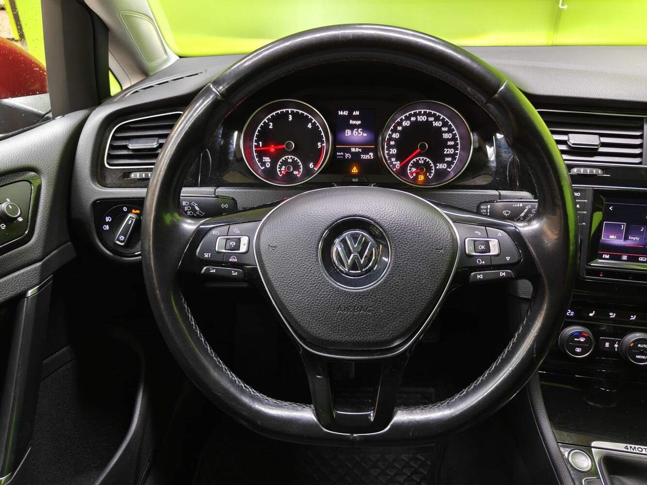 Volkswagen Golf vaihtoauto