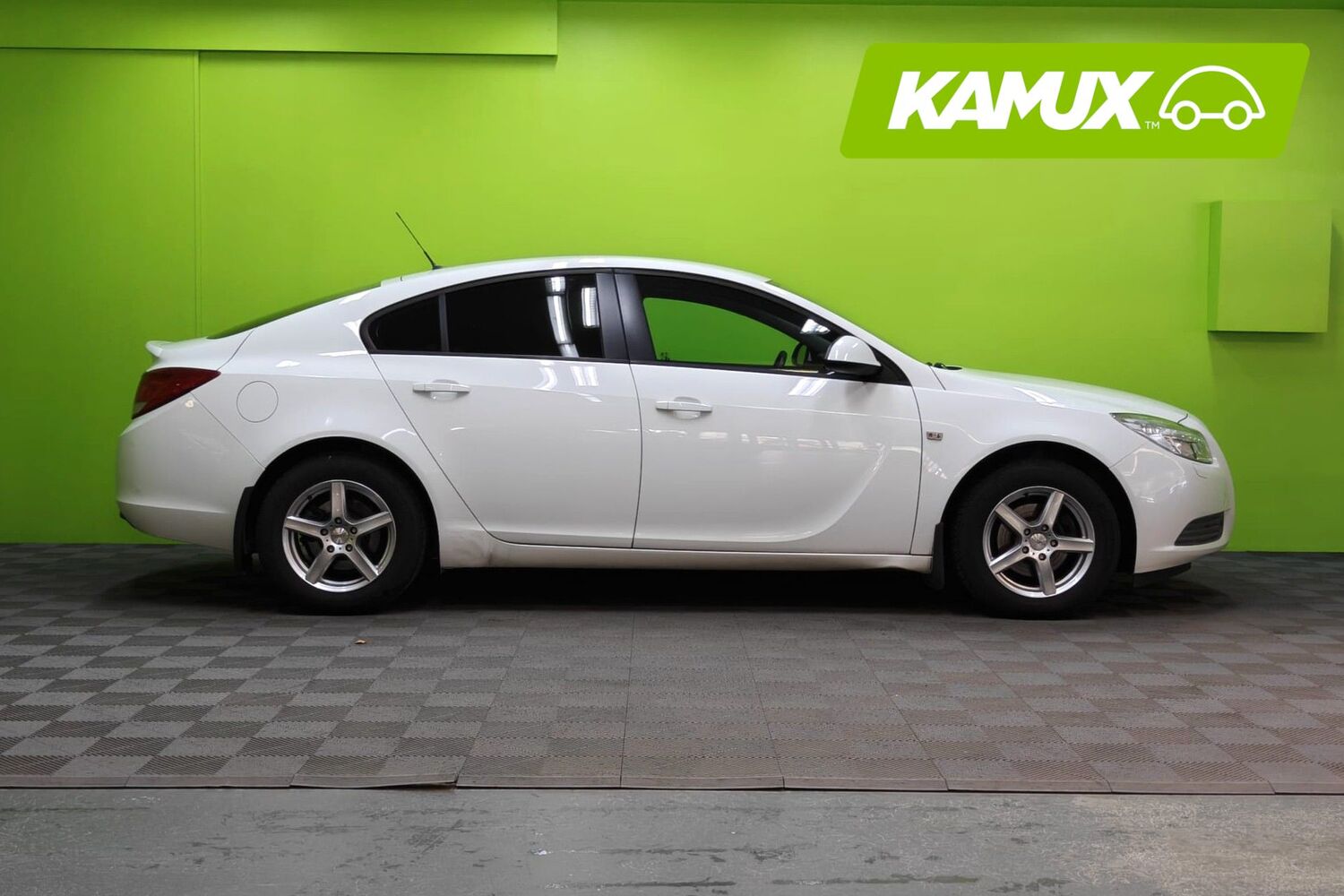 Opel Insignia vaihtoauto