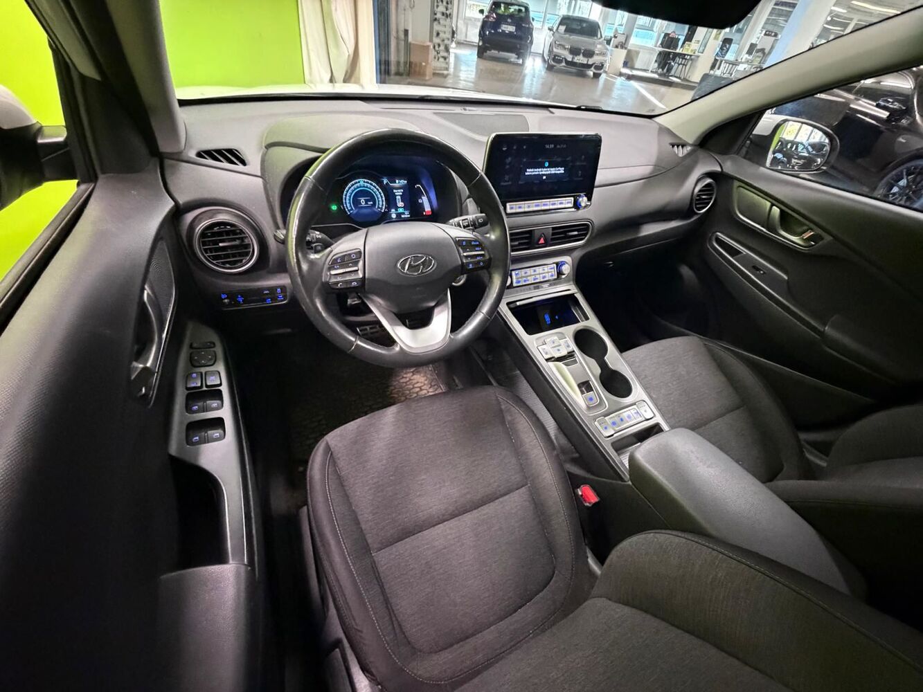 Hyundai Kona vaihtoauto
