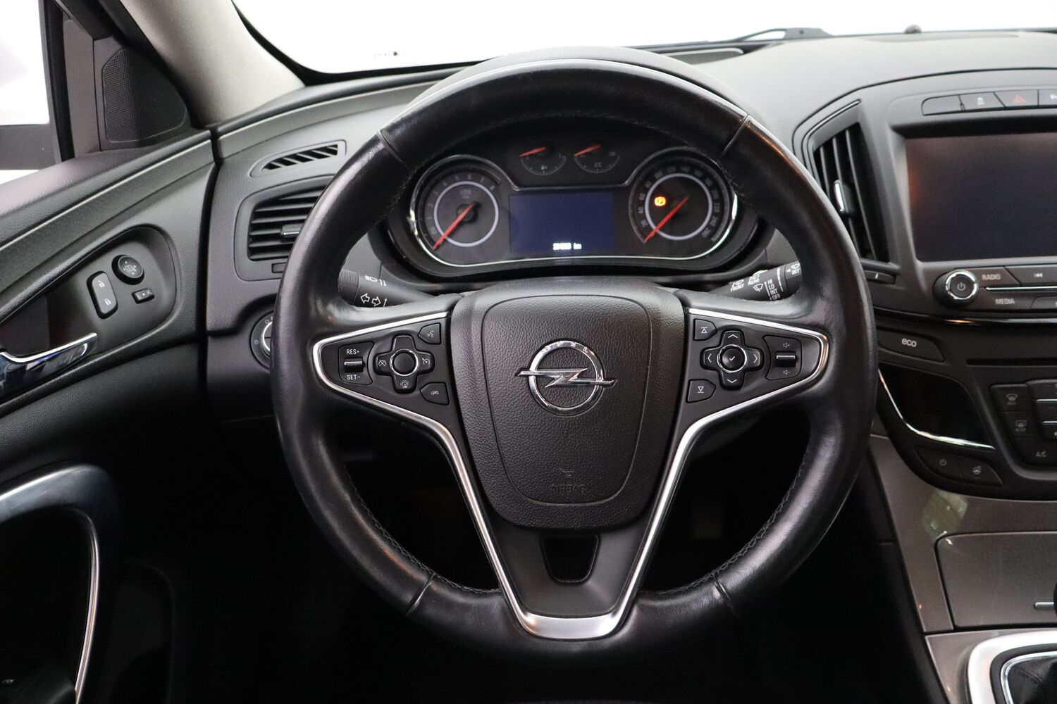 Opel Insignia vaihtoauto