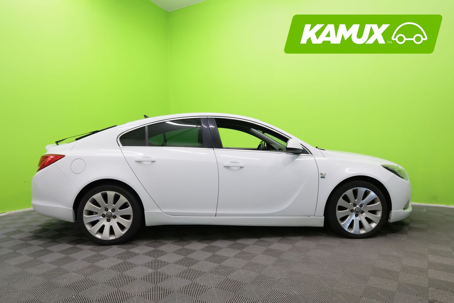 Opel Insignia vaihtoauto