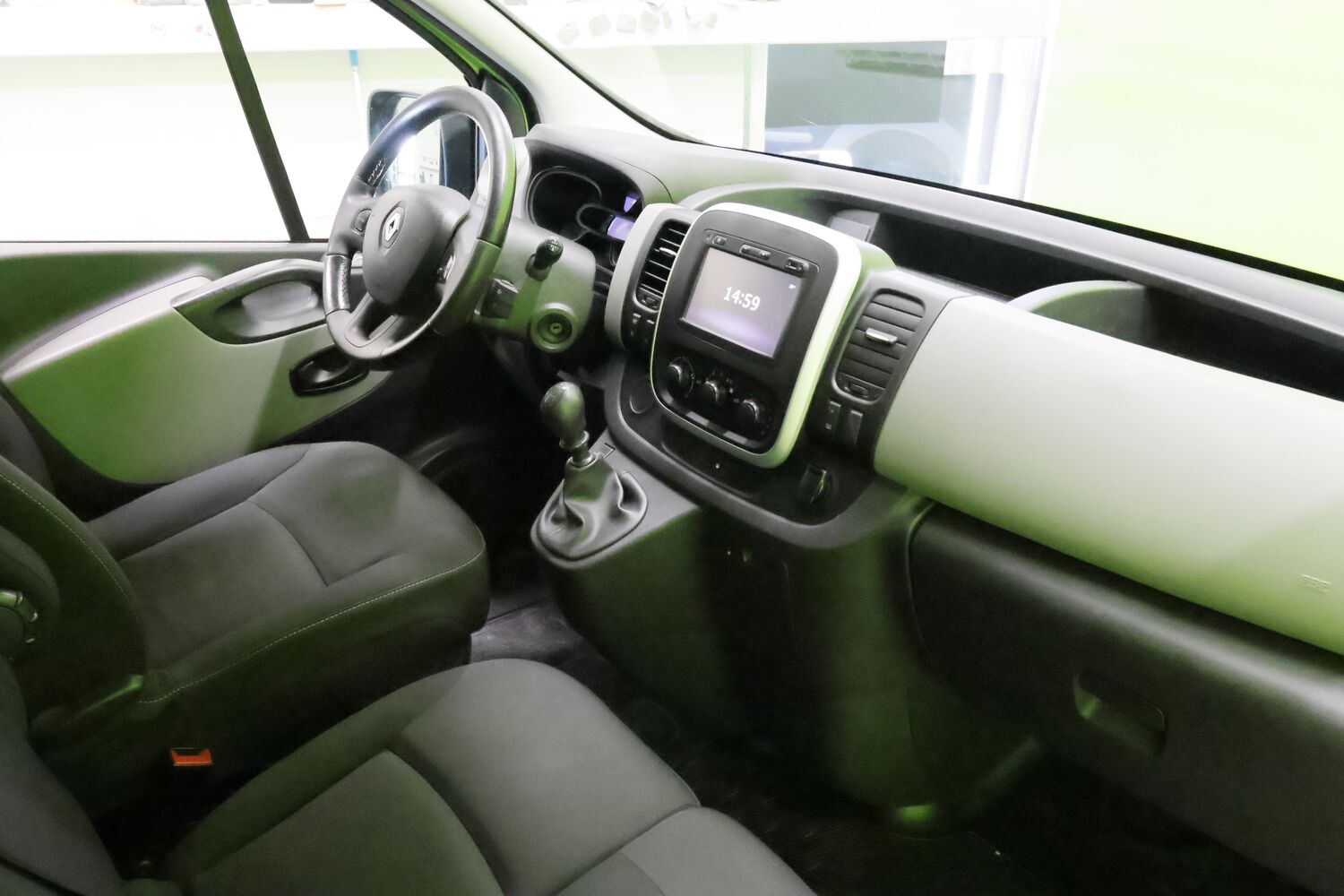 Renault Trafic vaihtoauto