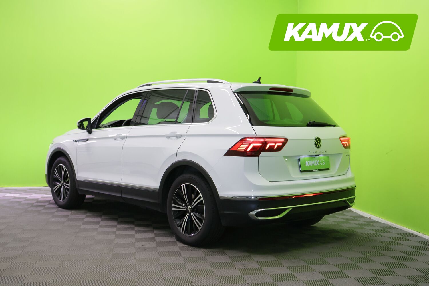 Volkswagen Tiguan vaihtoauto