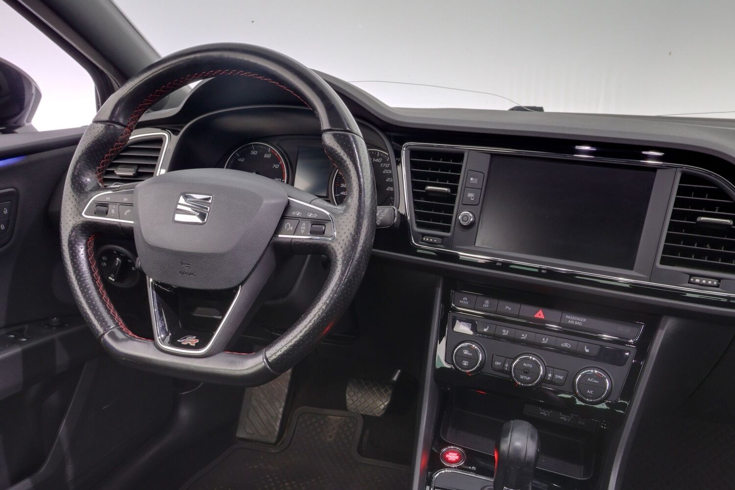 SEAT Leon ST vaihtoauto
