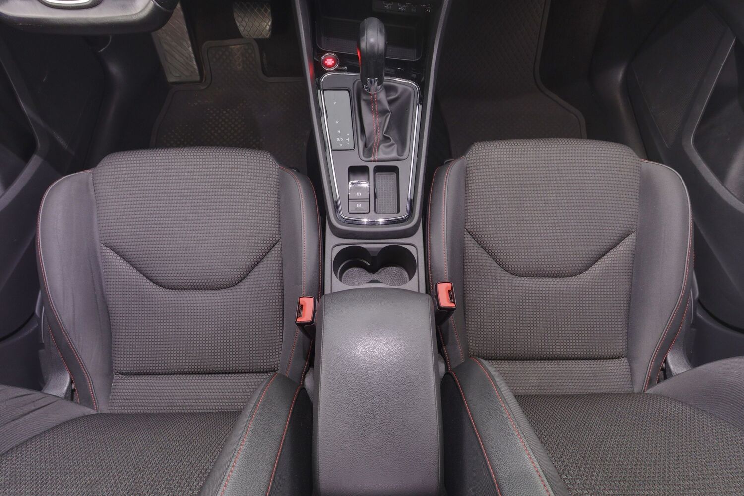 SEAT Leon ST vaihtoauto