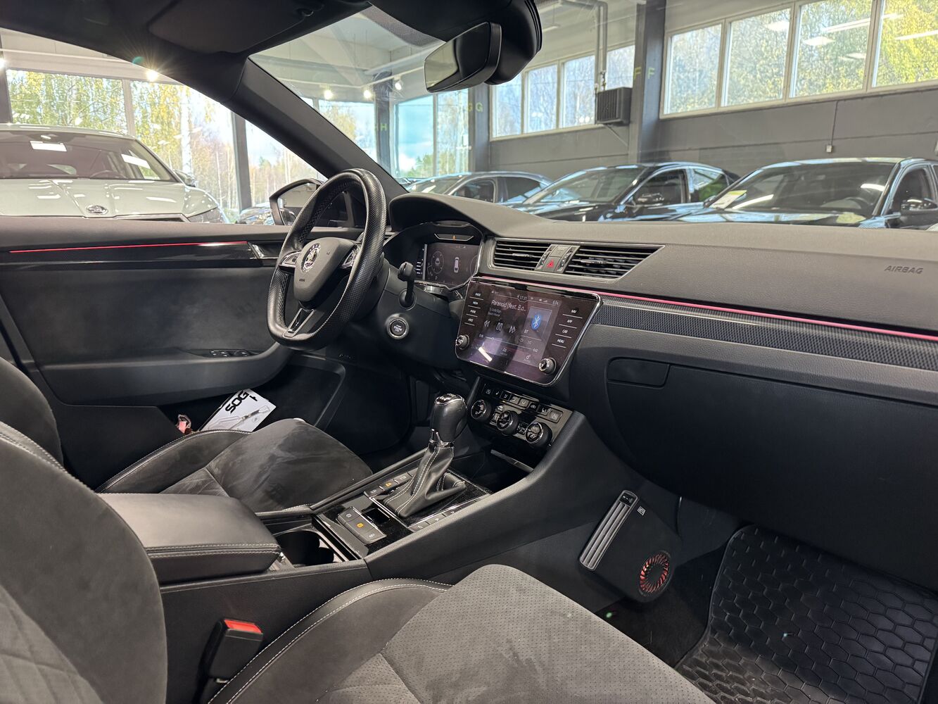 Skoda Superb vaihtoauto
