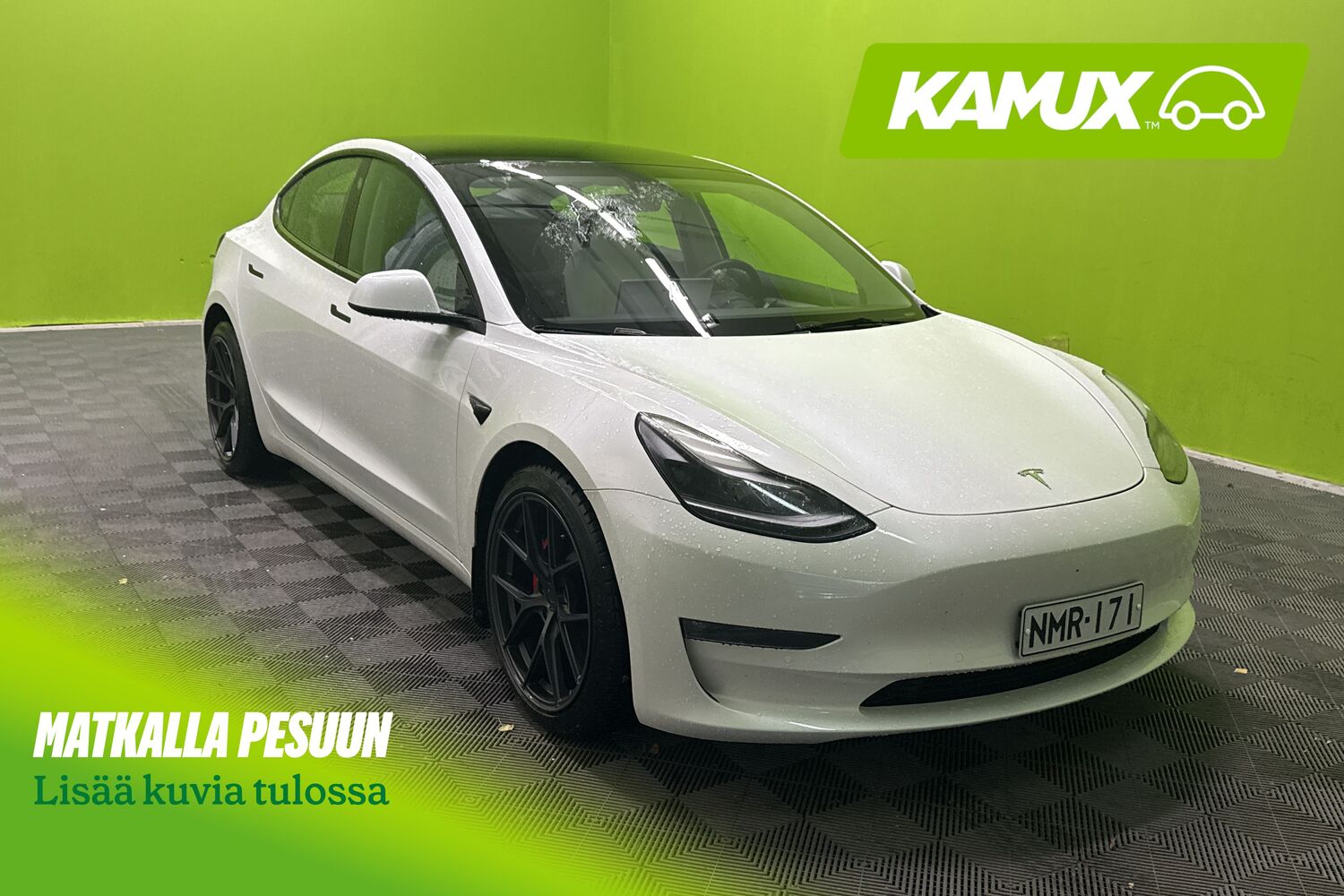 Tesla Model 3 vaihtoauto