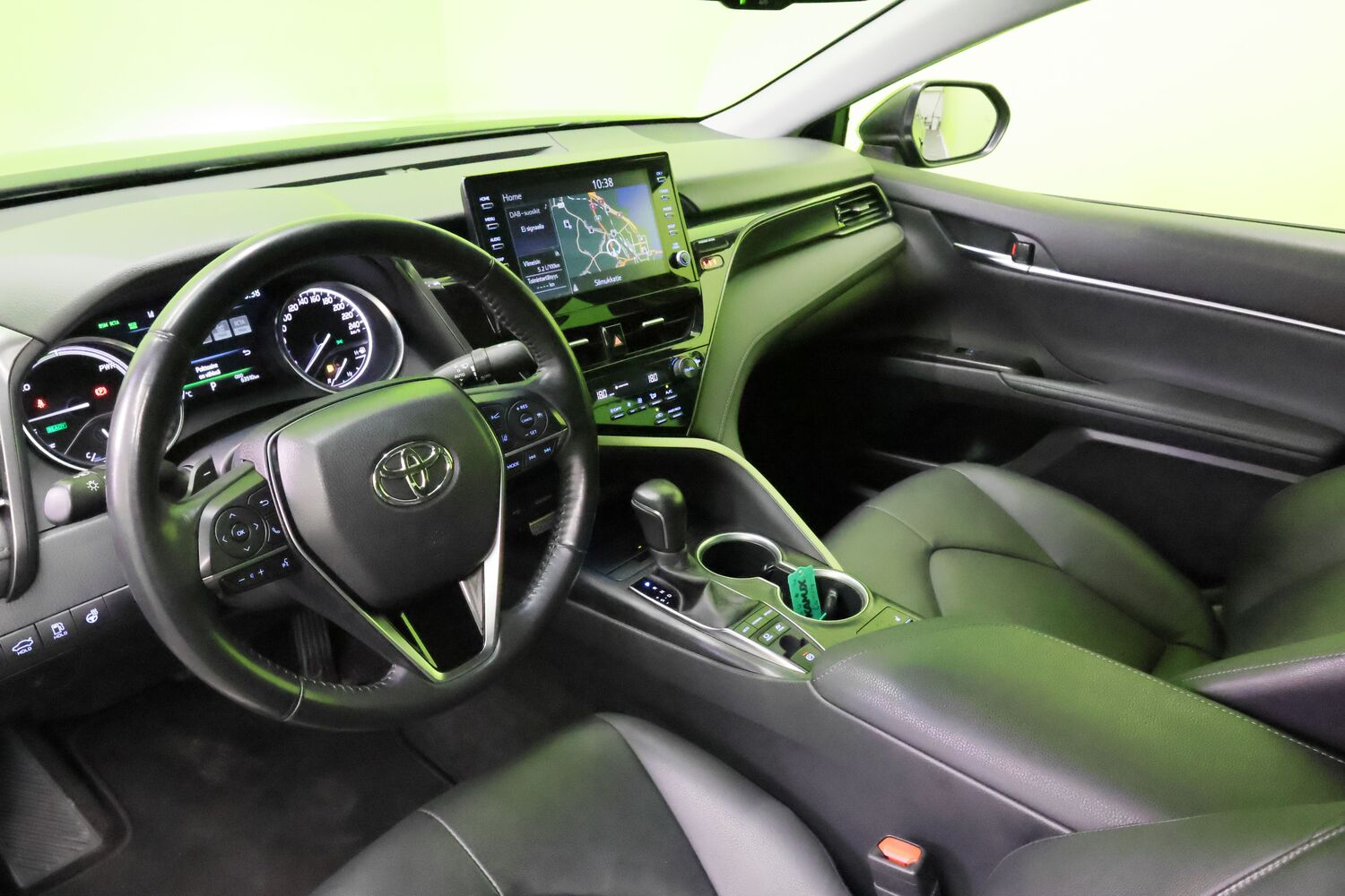 Toyota Camry vaihtoauto