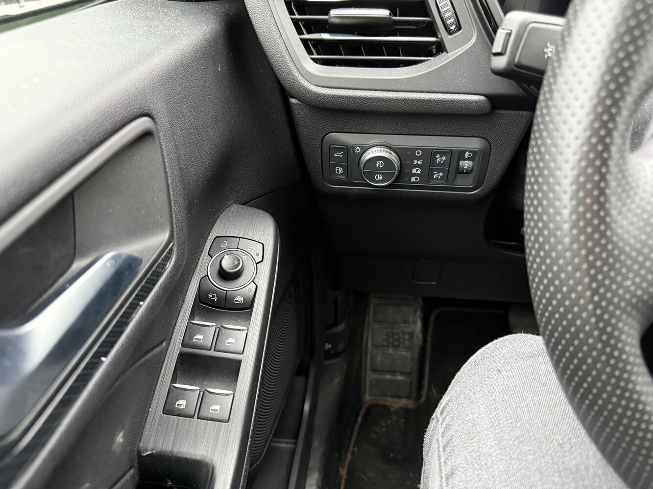 Ford Kuga vaihtoauto