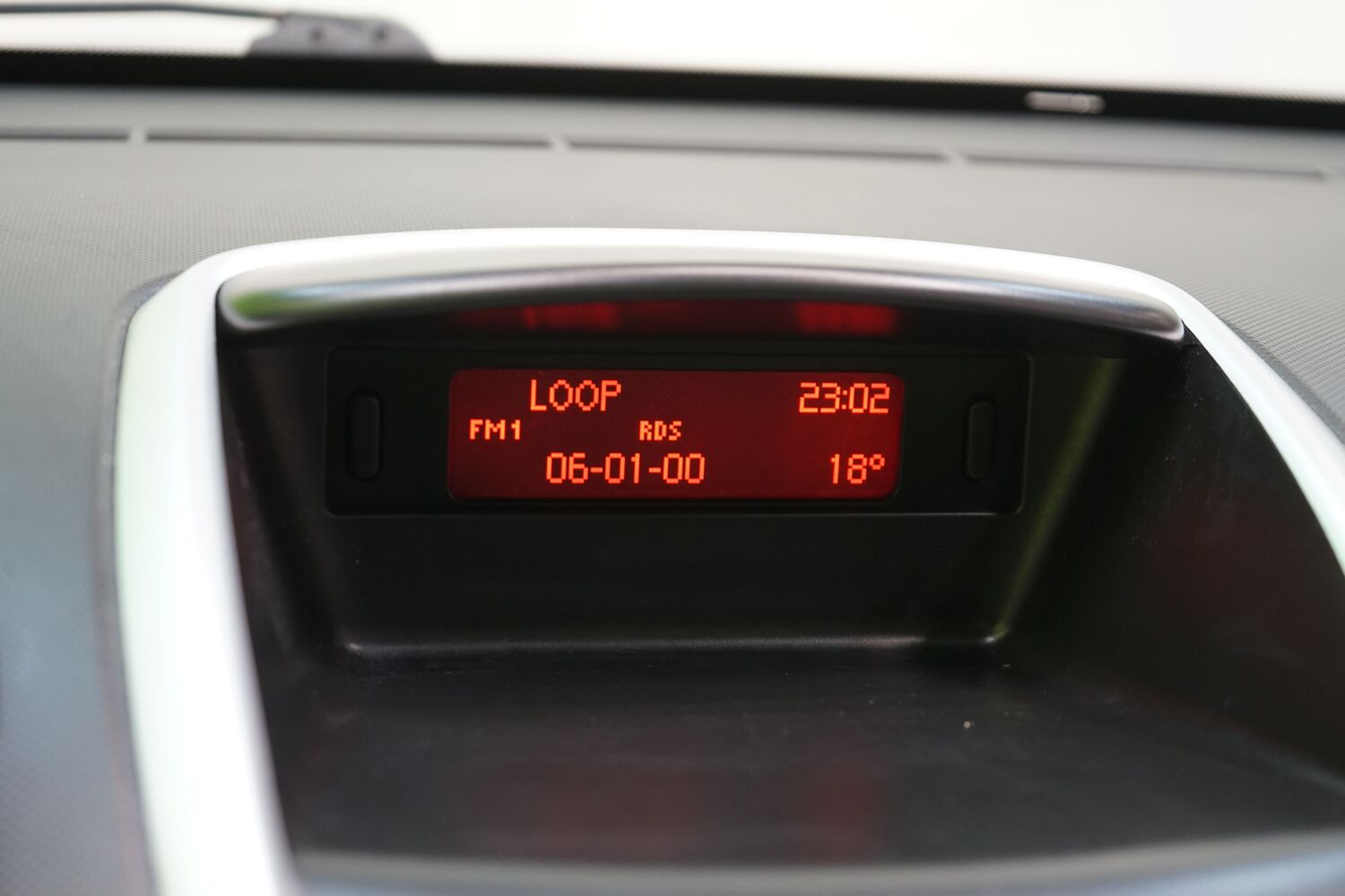 Peugeot 206 + vaihtoauto