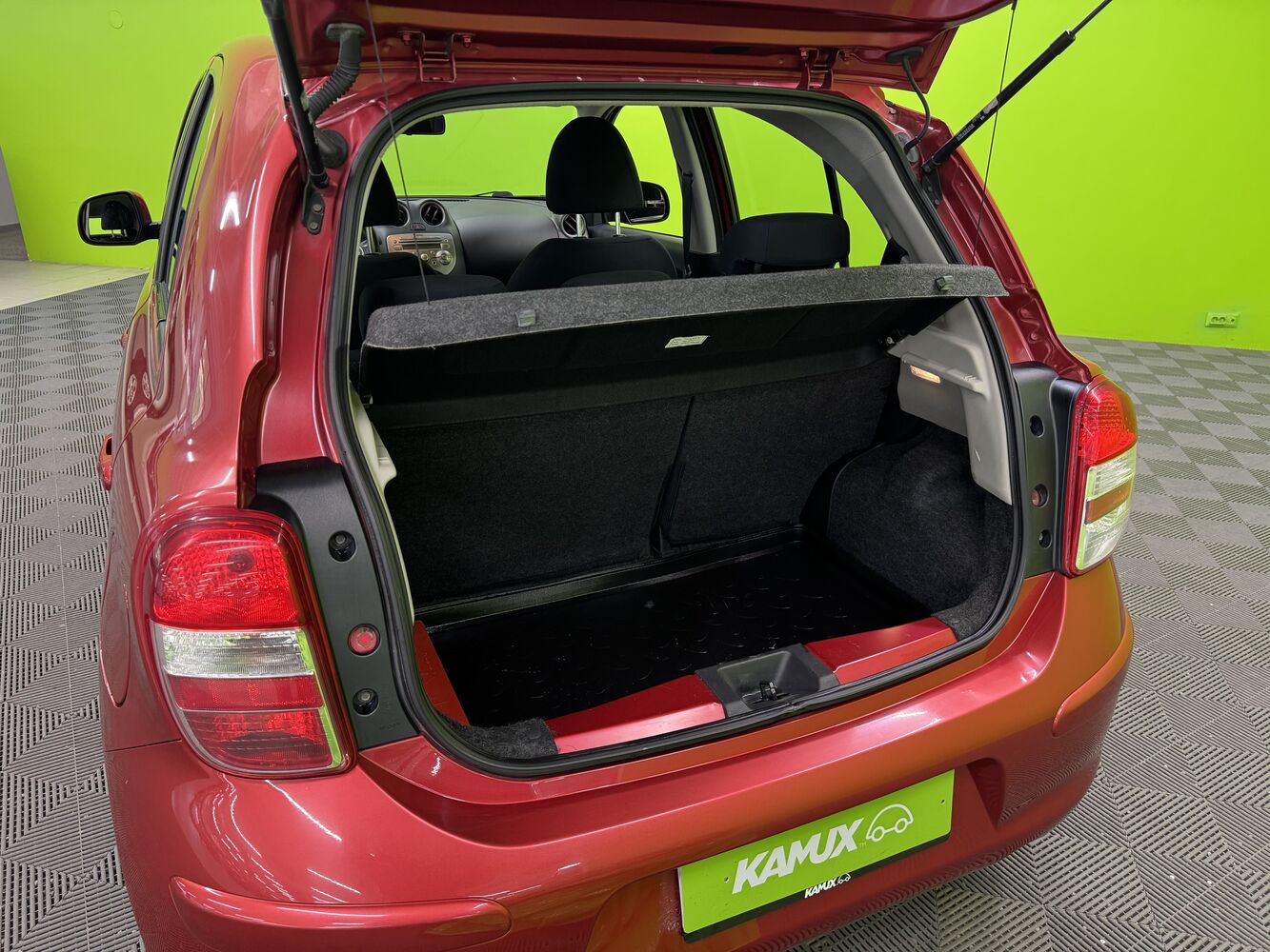 Nissan Micra vaihtoauto
