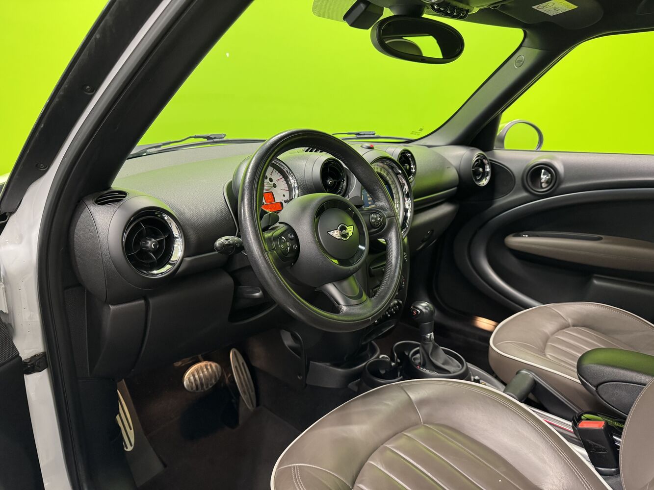 Mini Cooper vaihtoauto