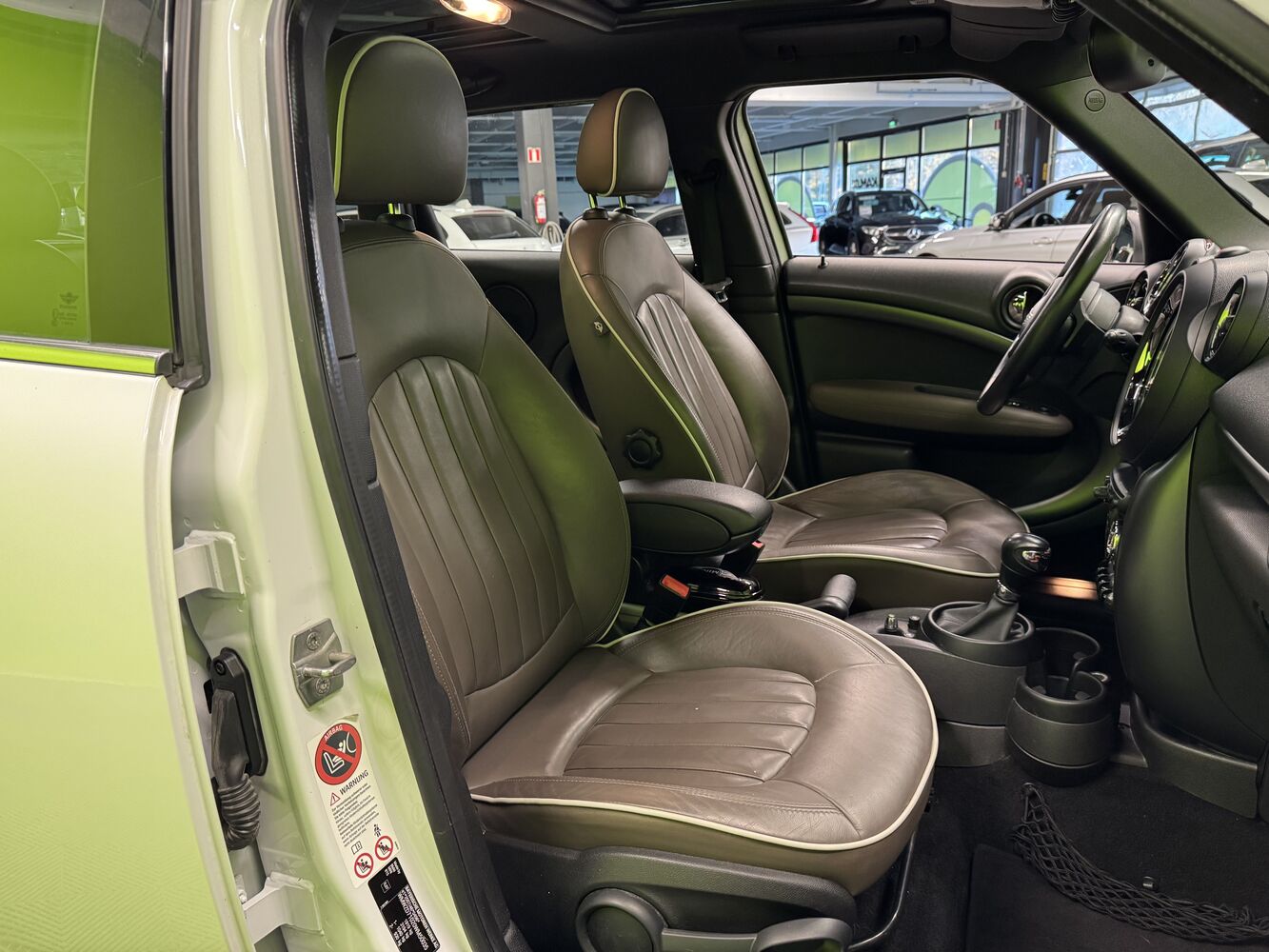 Mini Cooper vaihtoauto