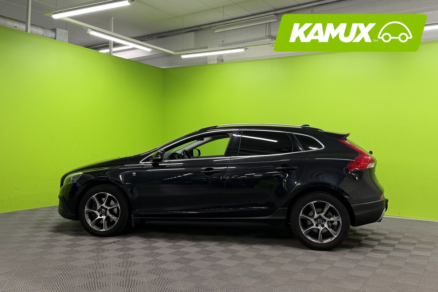 Volvo V40 Cross Country vaihtoauto