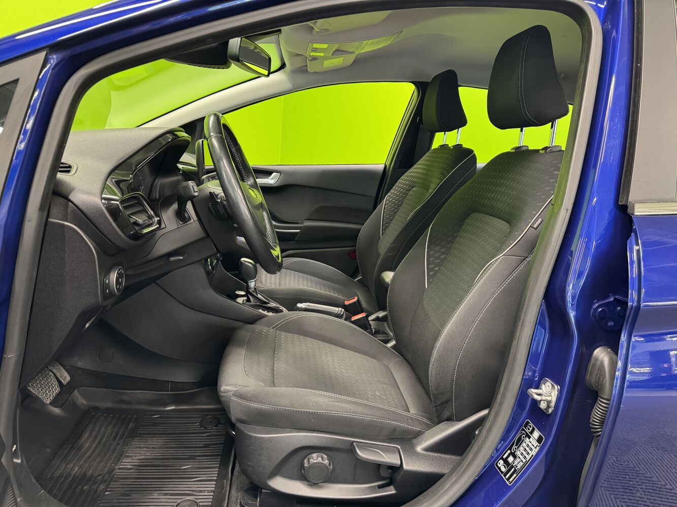 Ford Fiesta vaihtoauto
