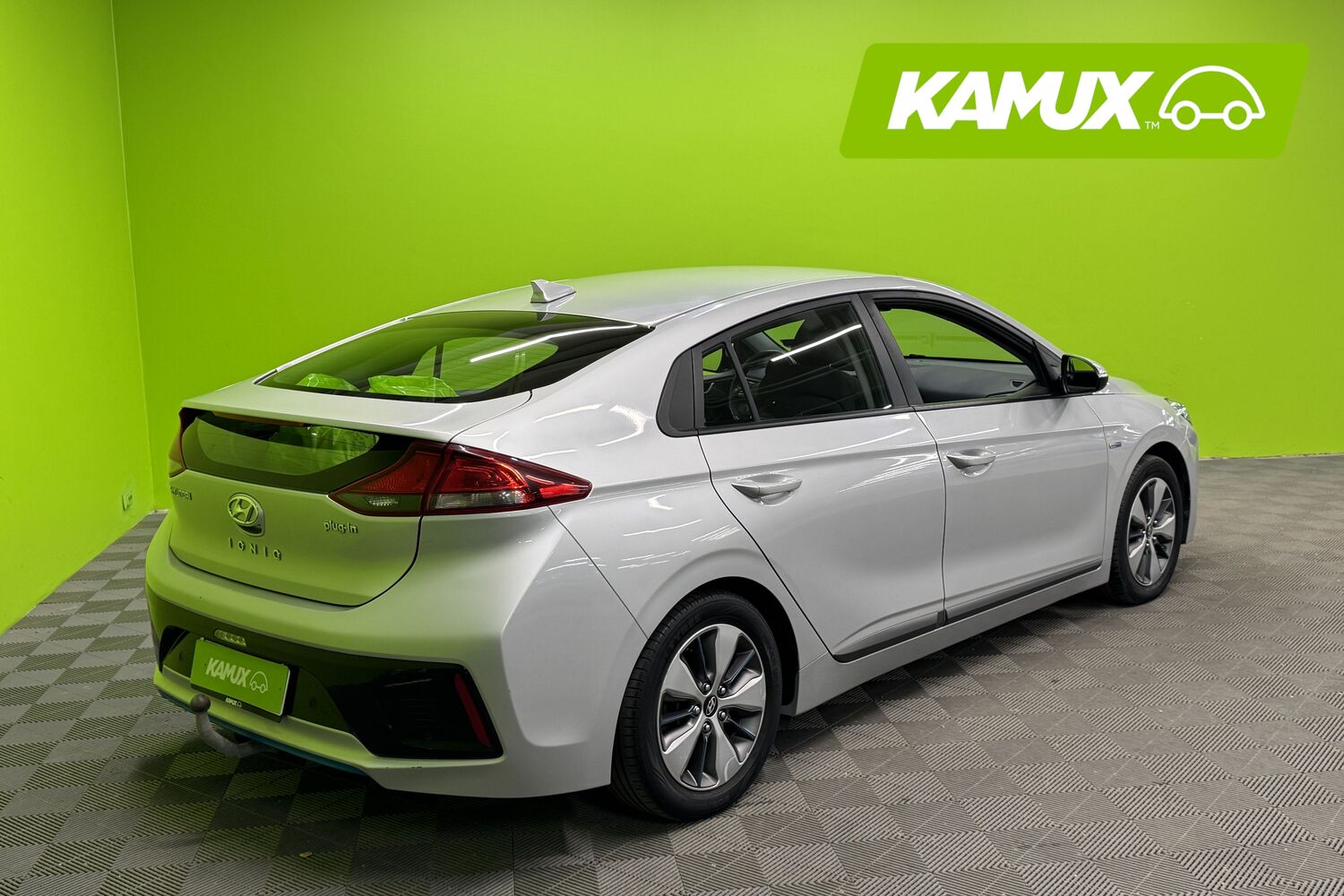 Hyundai IONIQ plug-in vaihtoauto