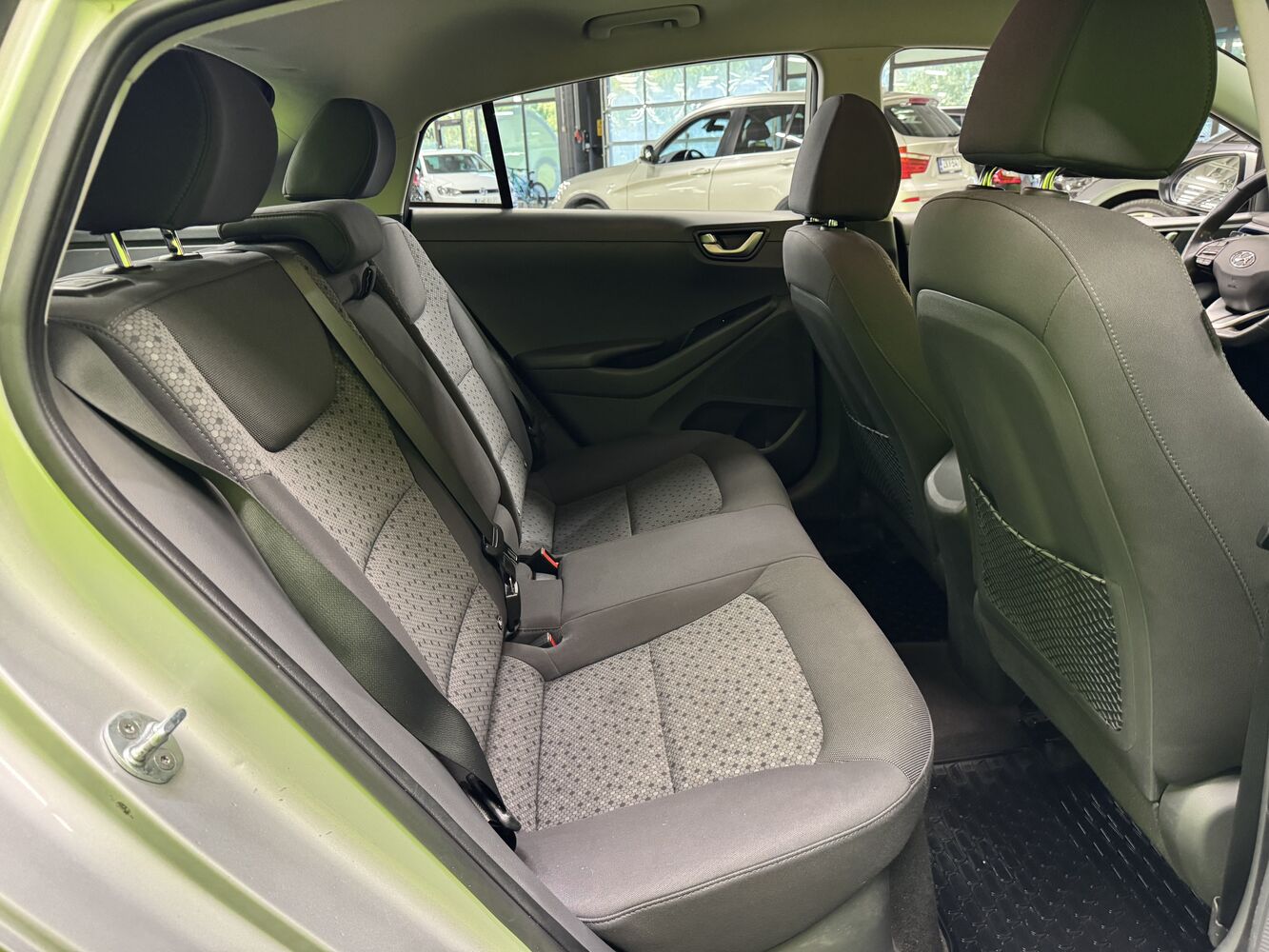 Hyundai IONIQ plug-in vaihtoauto