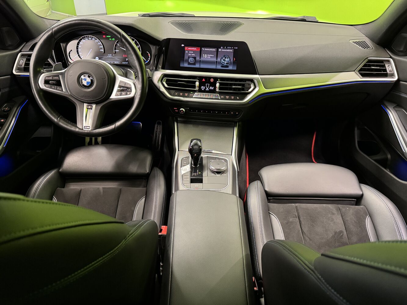 BMW 330 vaihtoauto