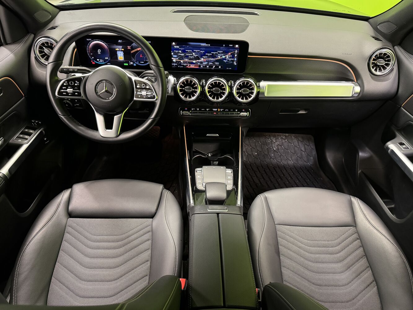 Mercedes-Benz EQB vaihtoauto
