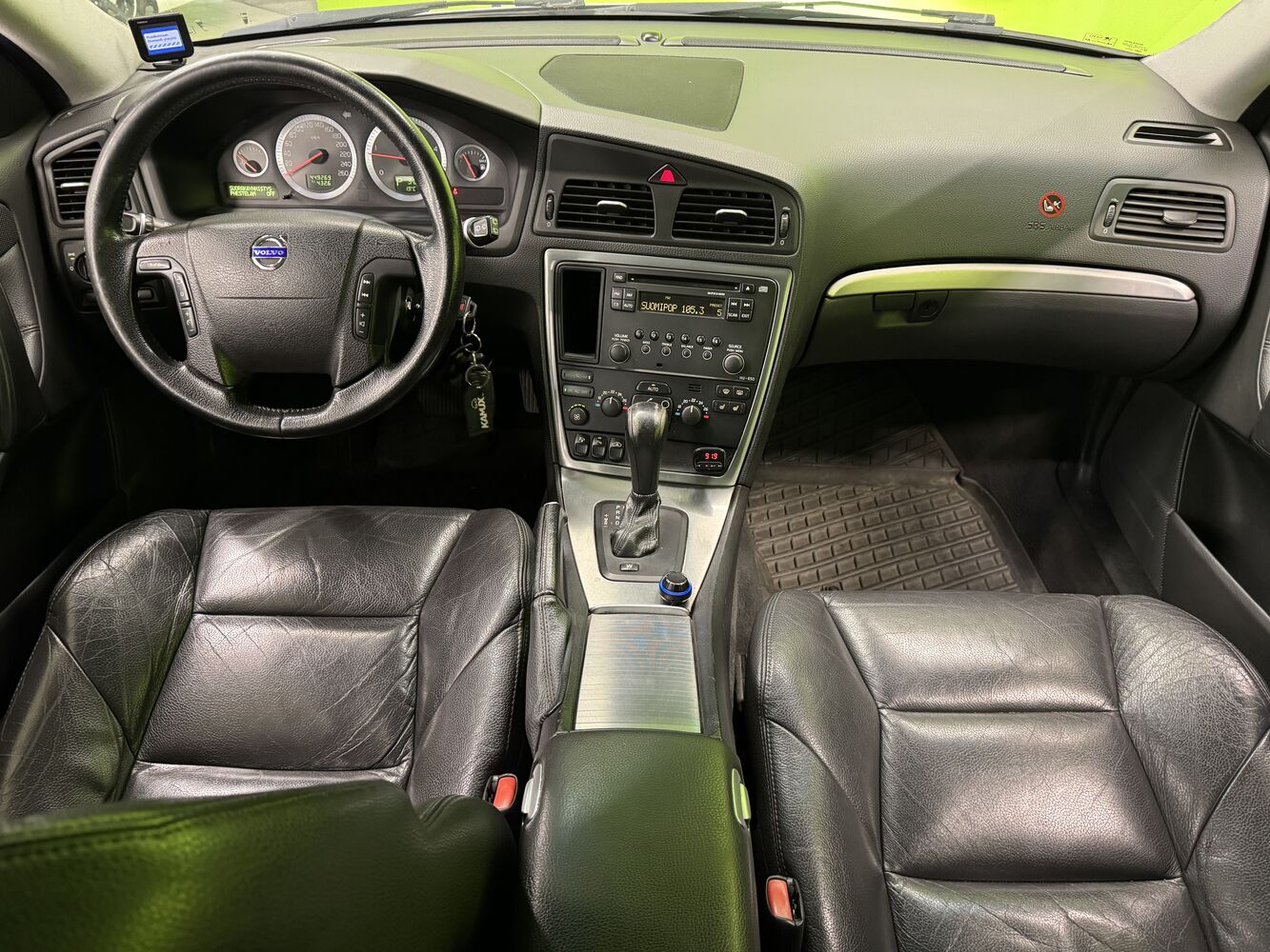 Volvo V70 vaihtoauto