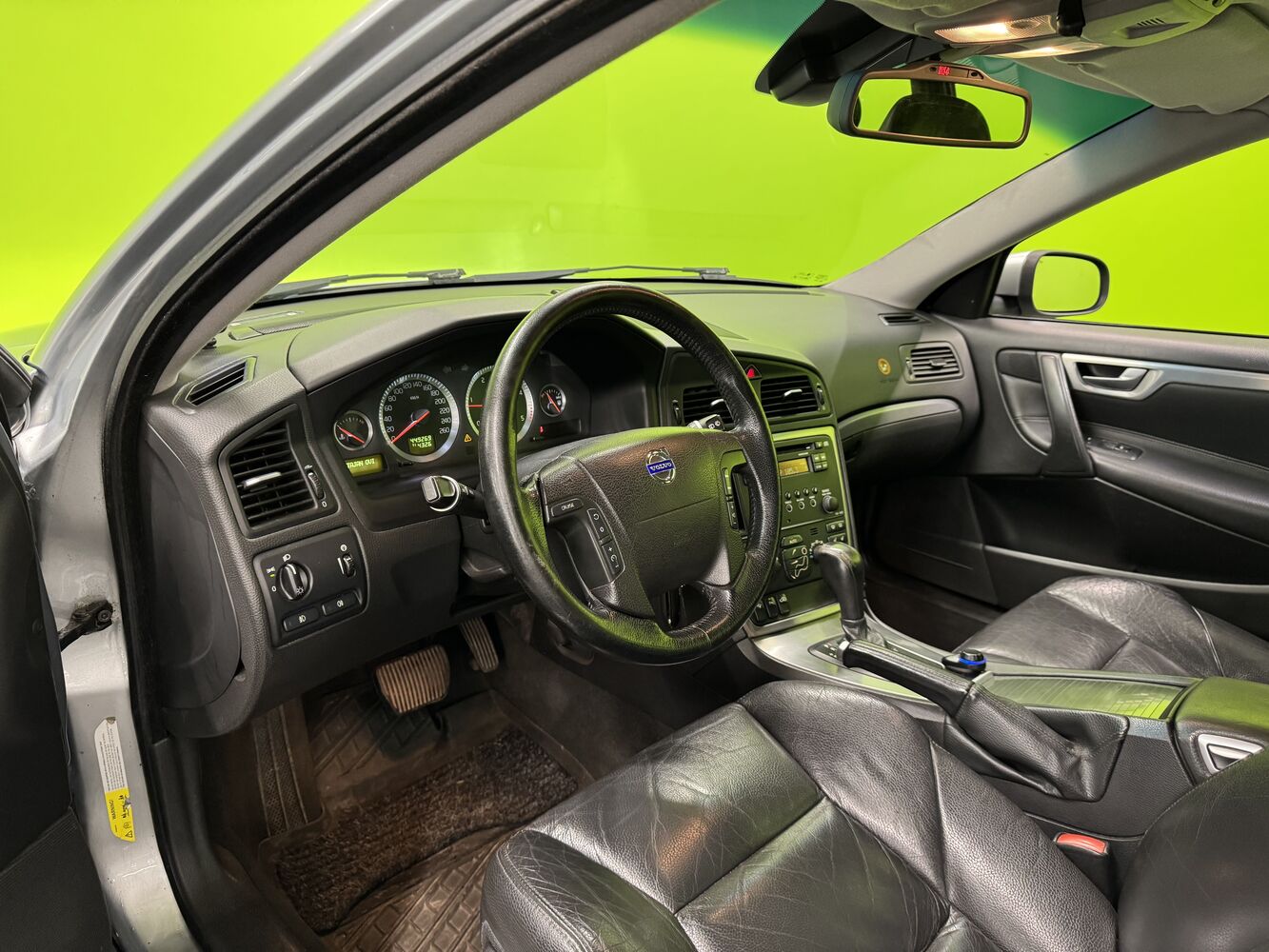 Volvo V70 vaihtoauto