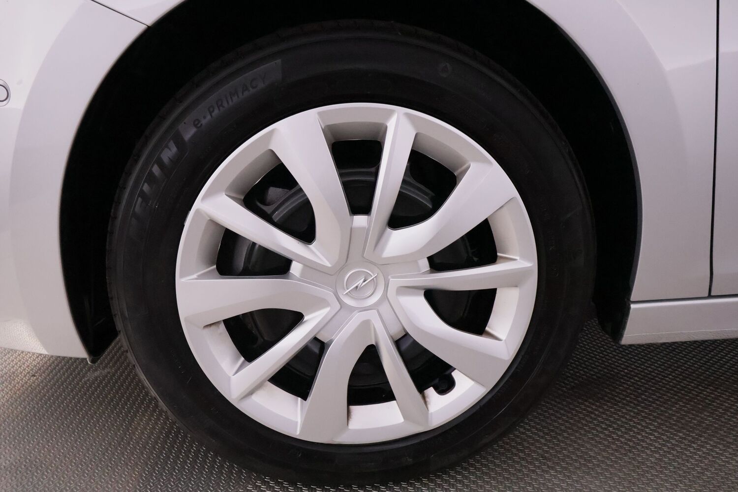 Opel Corsa vaihtoauto