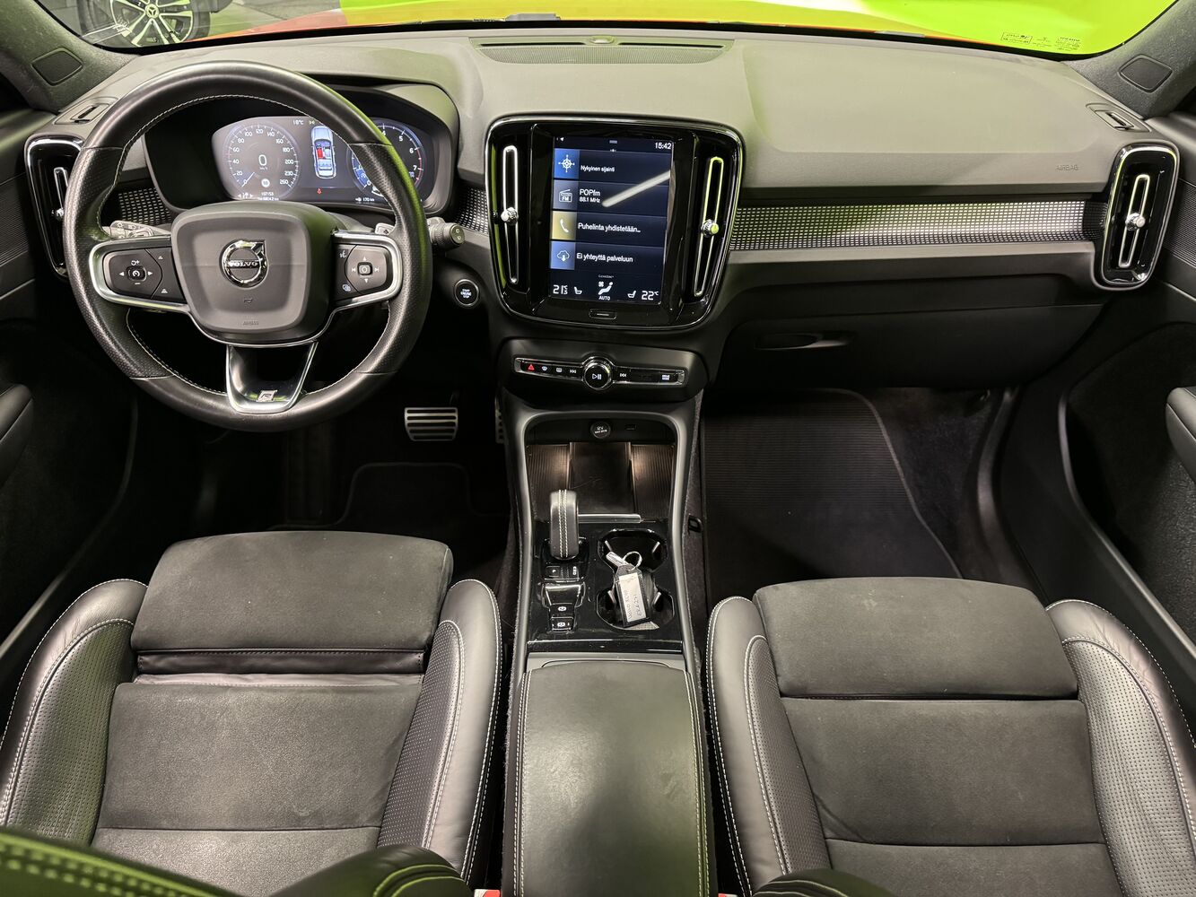 Volvo XC40 vaihtoauto