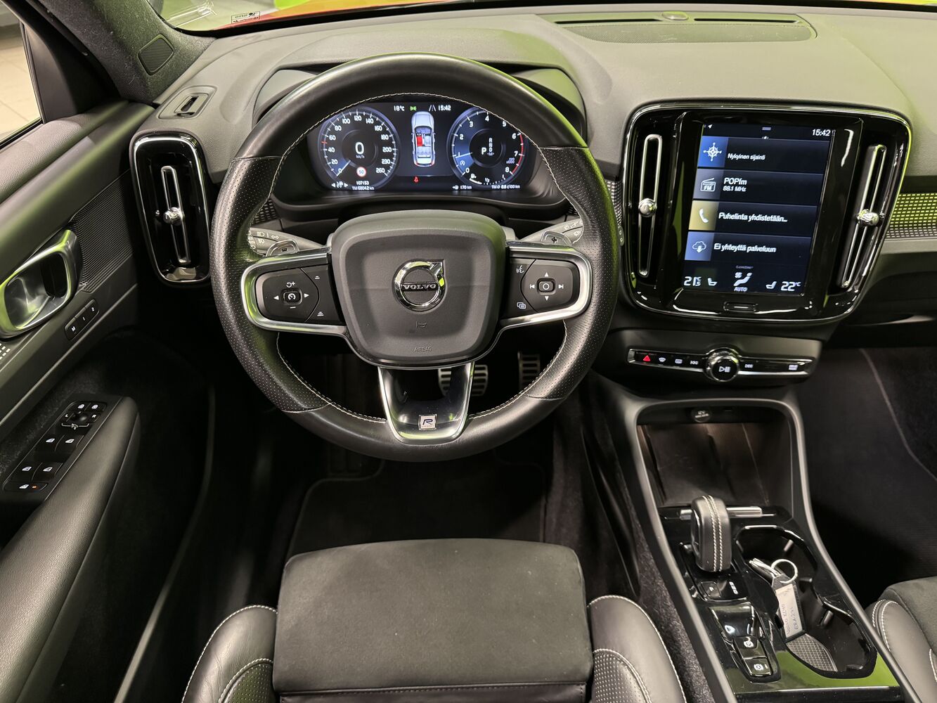 Volvo XC40 vaihtoauto
