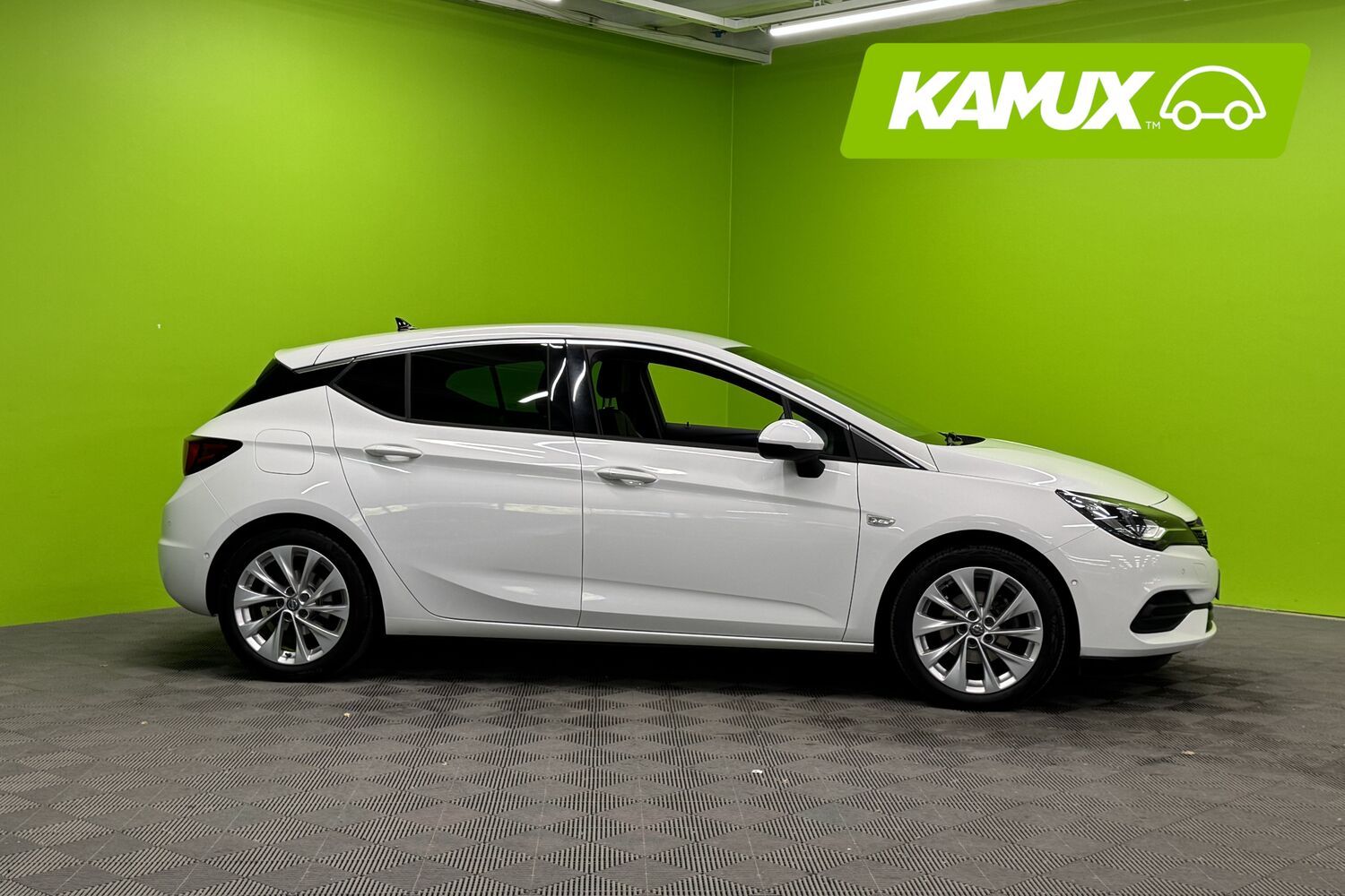 Opel Astra vaihtoauto