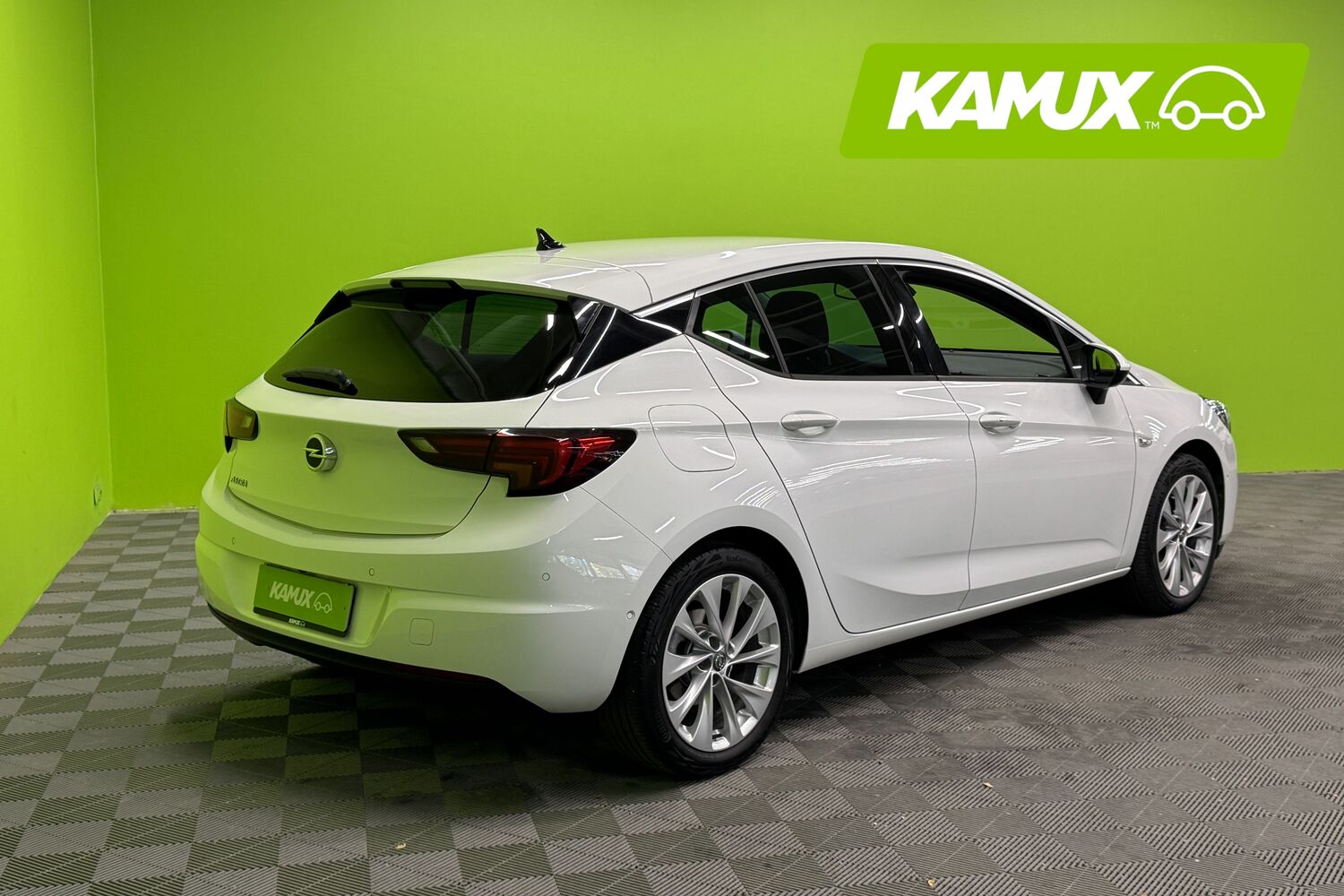Opel Astra vaihtoauto