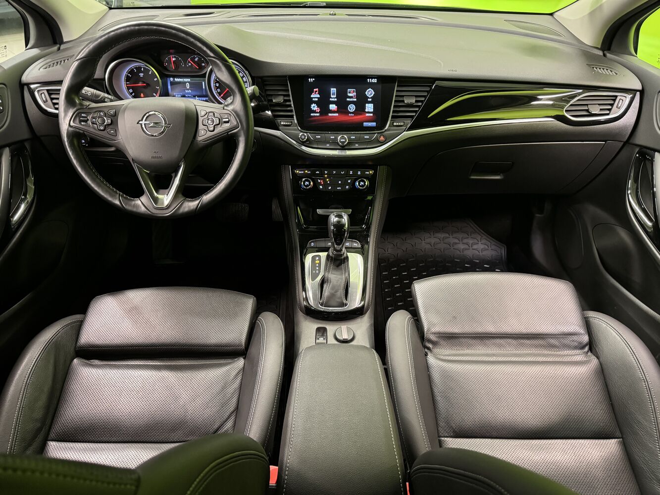 Opel Astra vaihtoauto