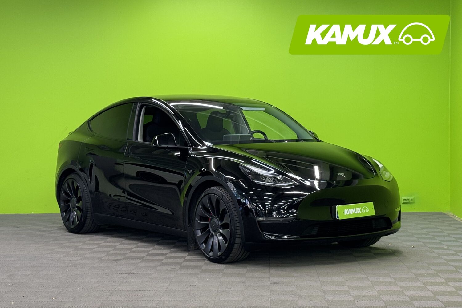 Tesla Model Y vaihtoauto