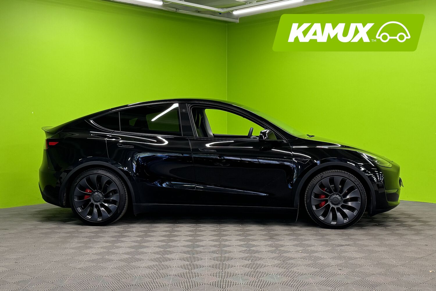 Tesla Model Y vaihtoauto