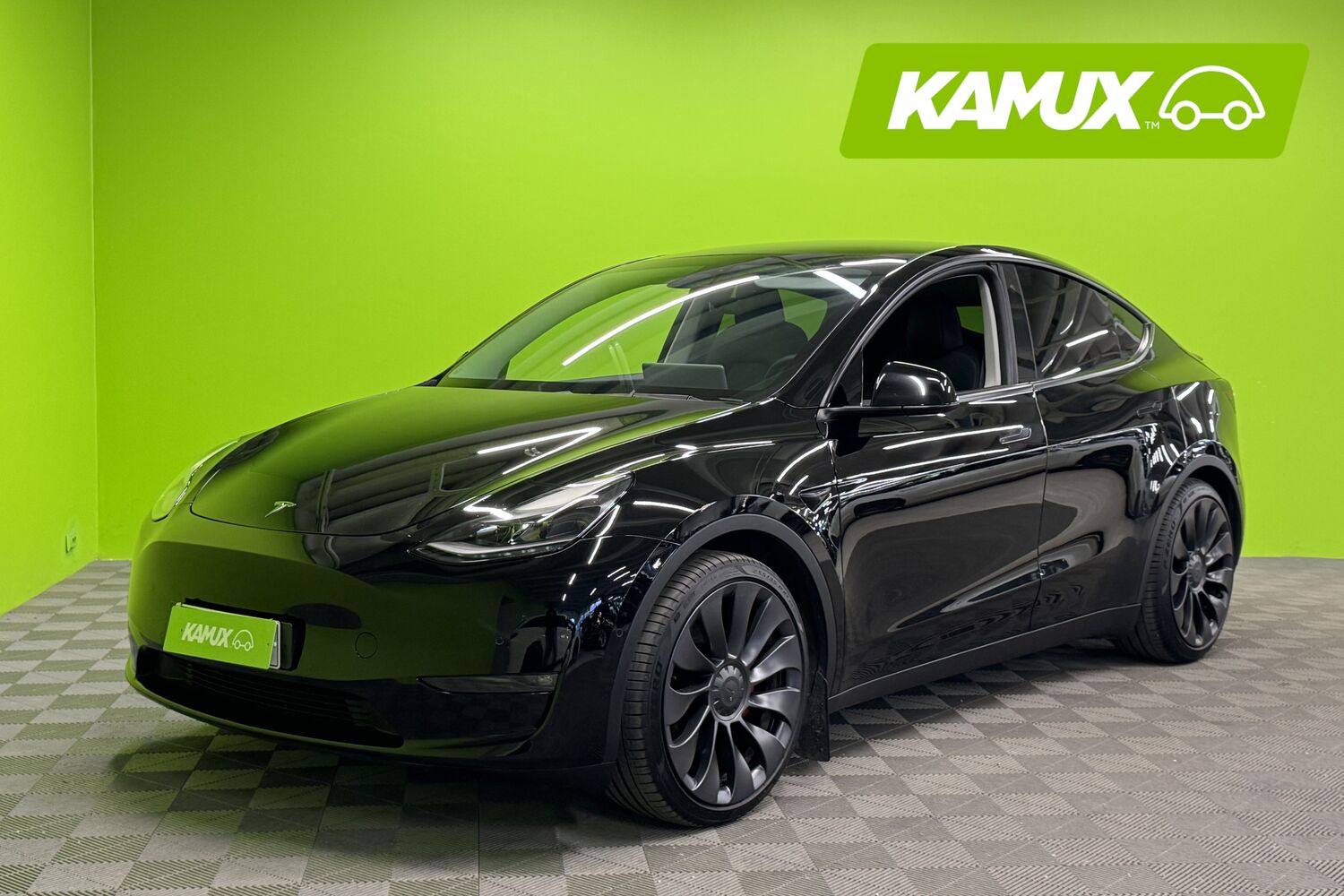 Tesla Model Y vaihtoauto