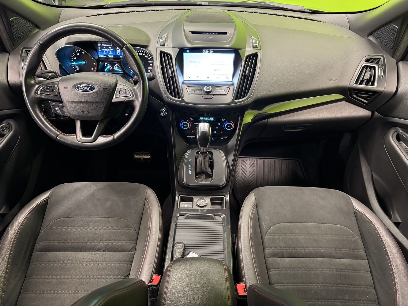 Ford Kuga vaihtoauto